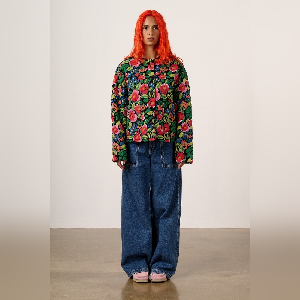 ✨️HOST PICK✨️ Lucy & Yak Oversized Quilted Bomber Jacket with Bold Floral Print - Picture 4 of 7